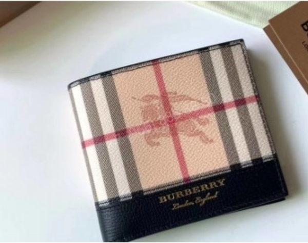 BURBERRY Wallet